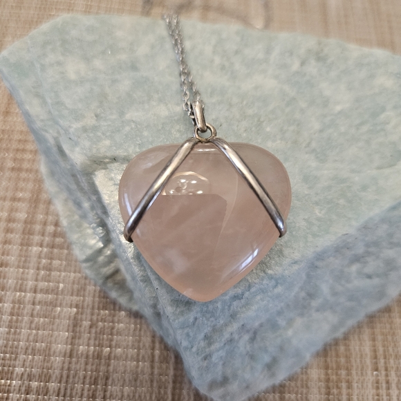 Jewelry - Handcrafted rose quartz pendant necklace Sterling silver genuine  heart